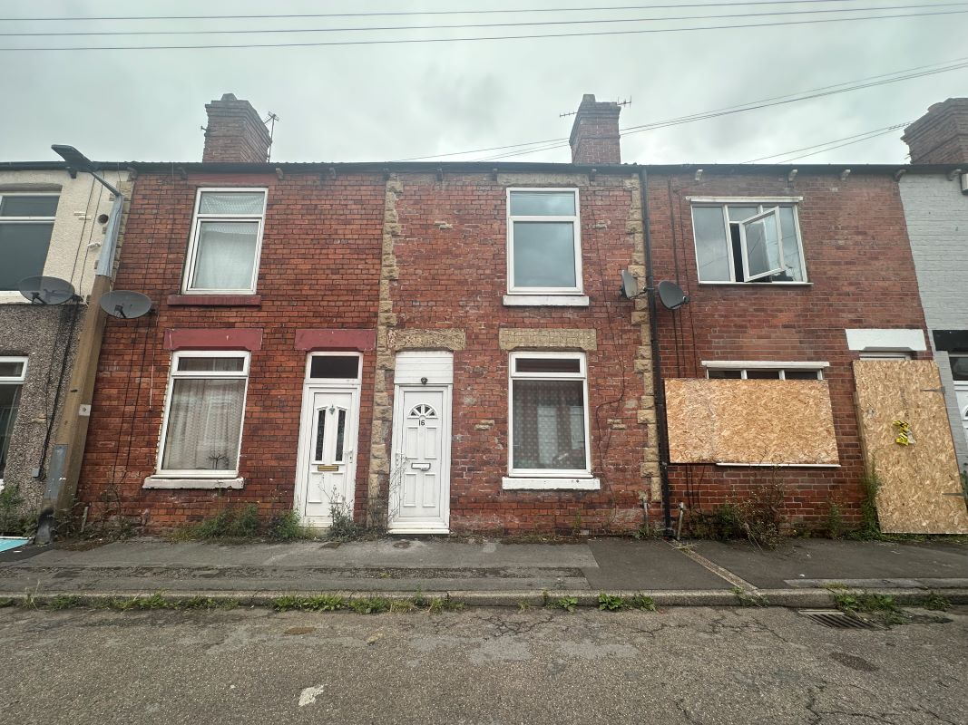 Property for Auction in South Yorkshire - 16 Elizabeth Street Goldthorpe, Rotherham, South Yorkshire, S63 9NA