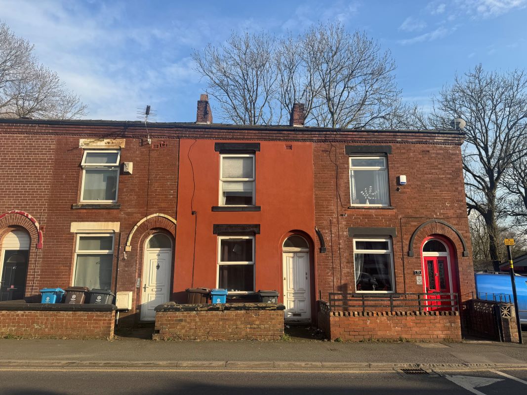 Property for Auction in Manchester - 71 Coalshaw Green Road, Chadderton, Oldham, Lancashire, OL9 8JW