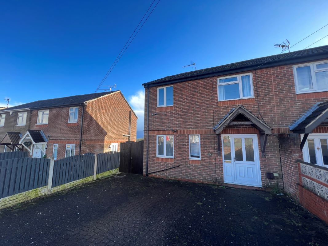 Property for Auction in South Yorkshire - 124 Ash Crescent Eckington, Sheffield, South Yorkshire, S21 4AF