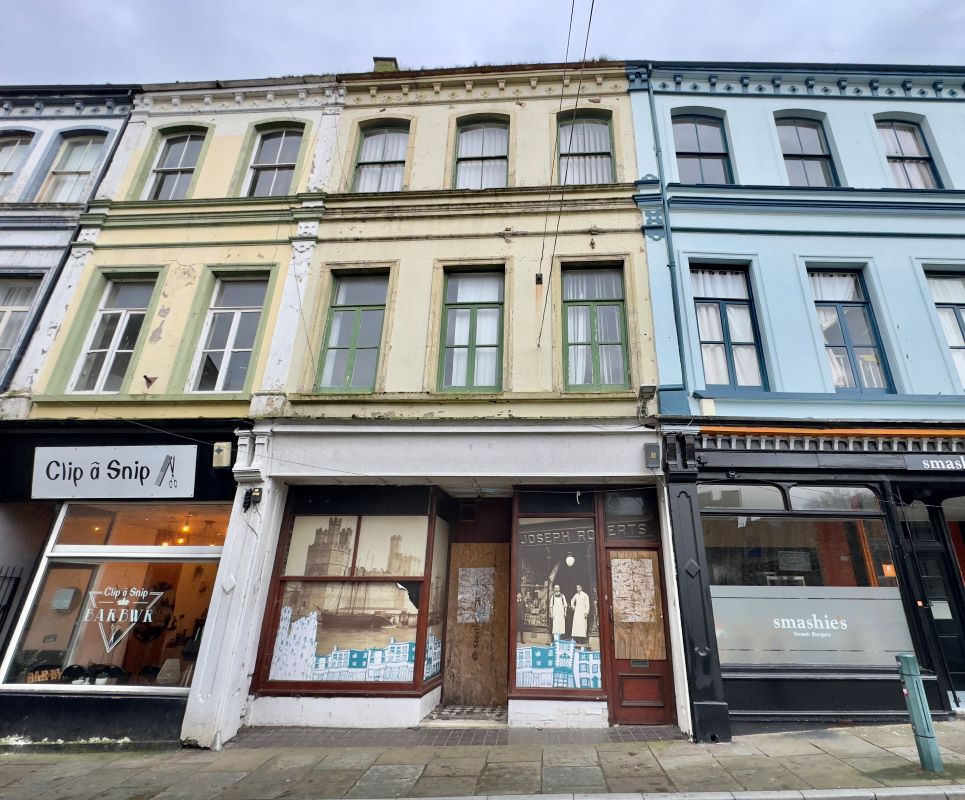 Property for Auction in Wales - 6 Eastgate Street (CYM859958), Caernarfon, Gwynedd, LL55 1AG