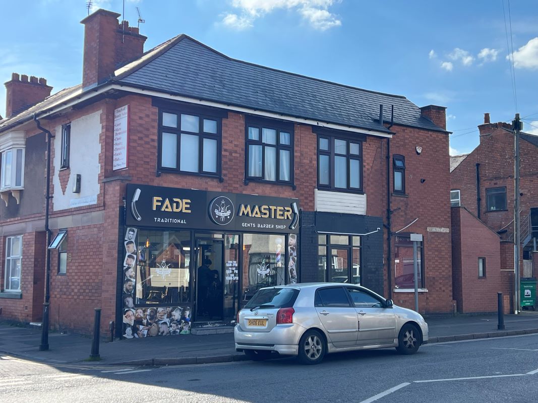 Property for Auction in Leicestershire - 211 Evington Road, Leicester, Leicestershire, LE2 1QN