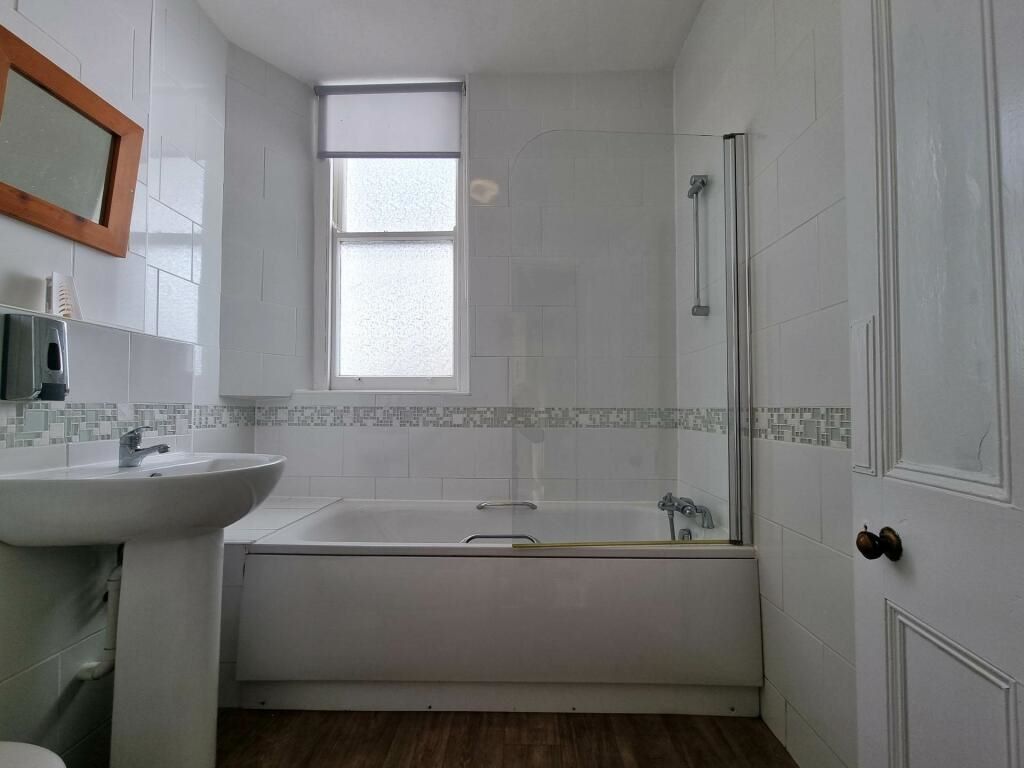 Silvester House, 15 Buttgarden Street, Bideford, Devon, EX39 2AU