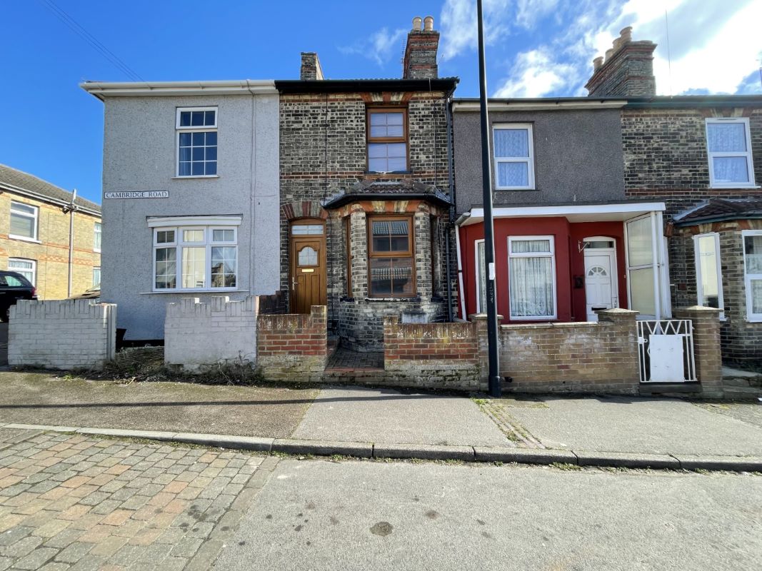 Property for Auction in East Anglia - 40 Cambridge Road, Lowestoft, Suffolk, NR32 1TE