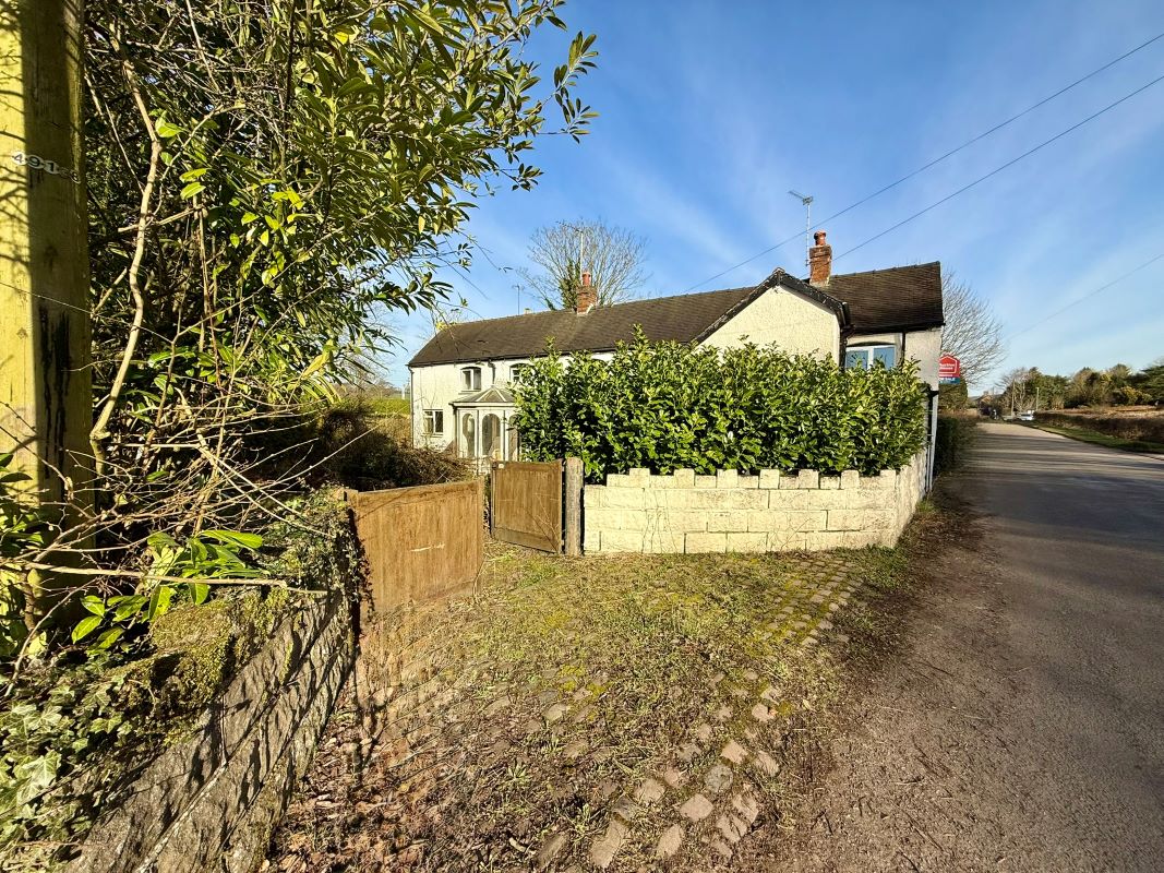 1 Martham Cottages Cranberry, Stafford, Staffordshire, ST21 6SQ