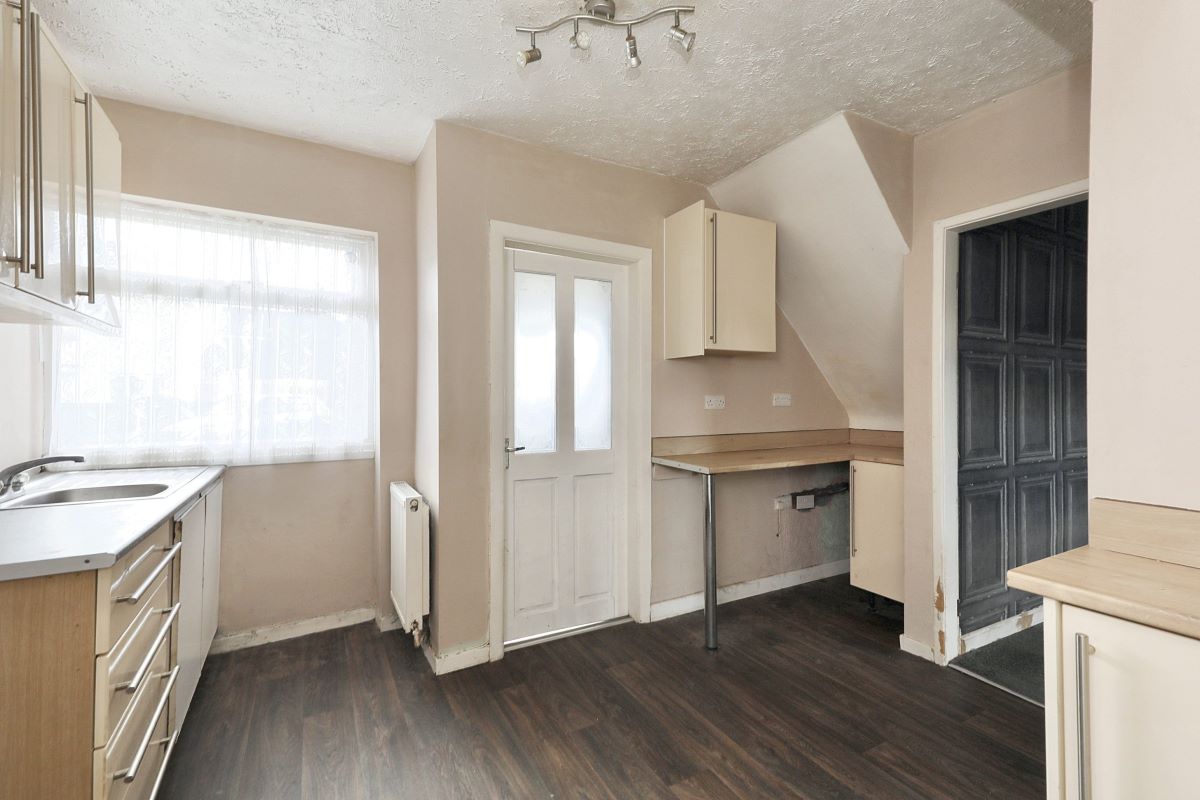 57 Royds Crescent Rhodesia, Worksop, Nottinghamshire, S80 3HG