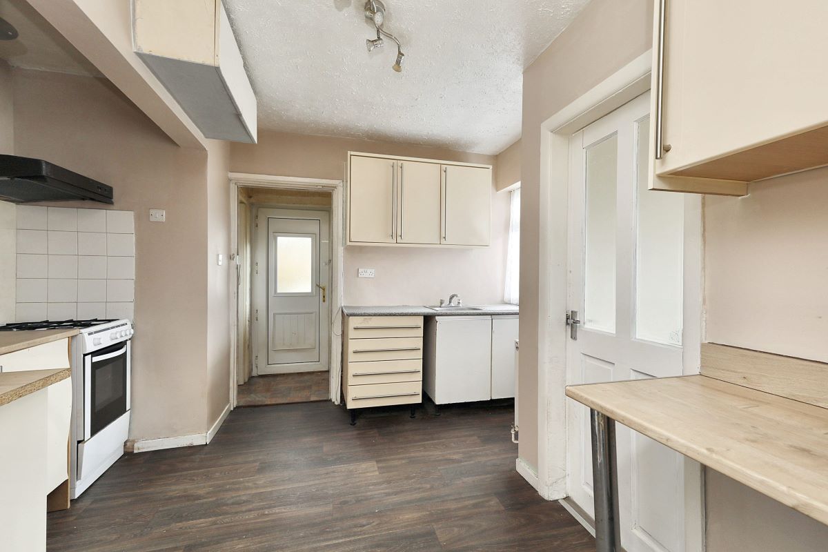 57 Royds Crescent Rhodesia, Worksop, Nottinghamshire, S80 3HG