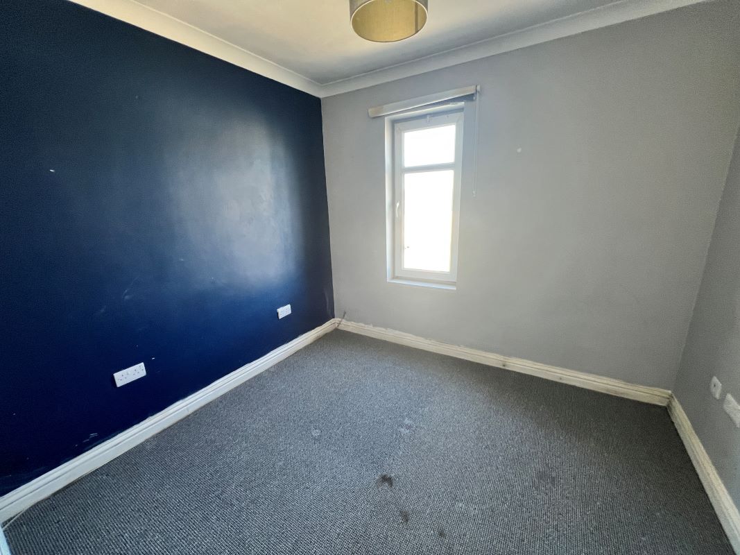 Flat B 10 Florence Place, Plymouth, Devon, PL4 9QQ