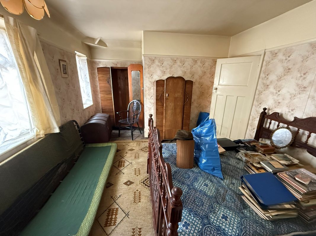 24 Reeves Avenue, Newcastle, Staffordshire, ST5 9LG