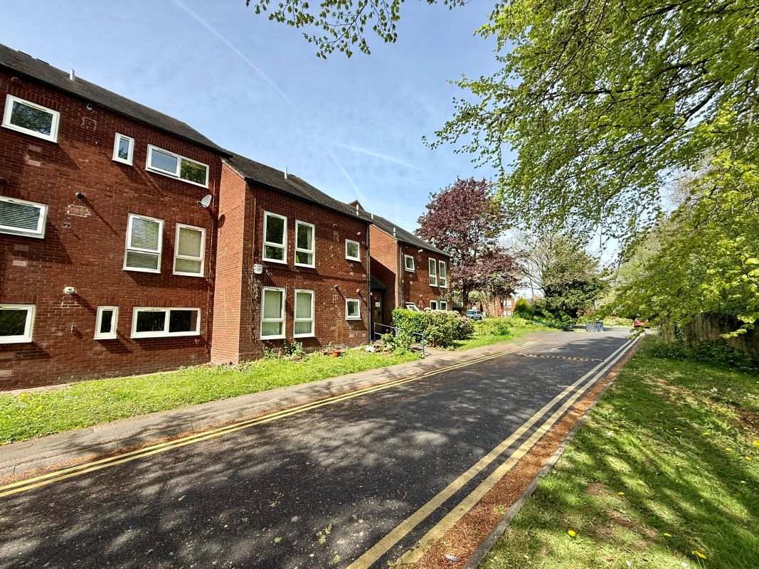 Flat 33 Walton Grange, Stone, Staffordshire, ST15 0ET