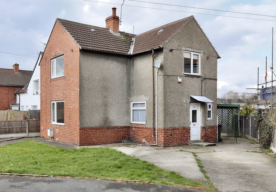 Property for Auction in Nottinghamshire & Derby - 57, Royds Crescent Rhodesia, Worksop, Nottinghamshire, S80 3HG