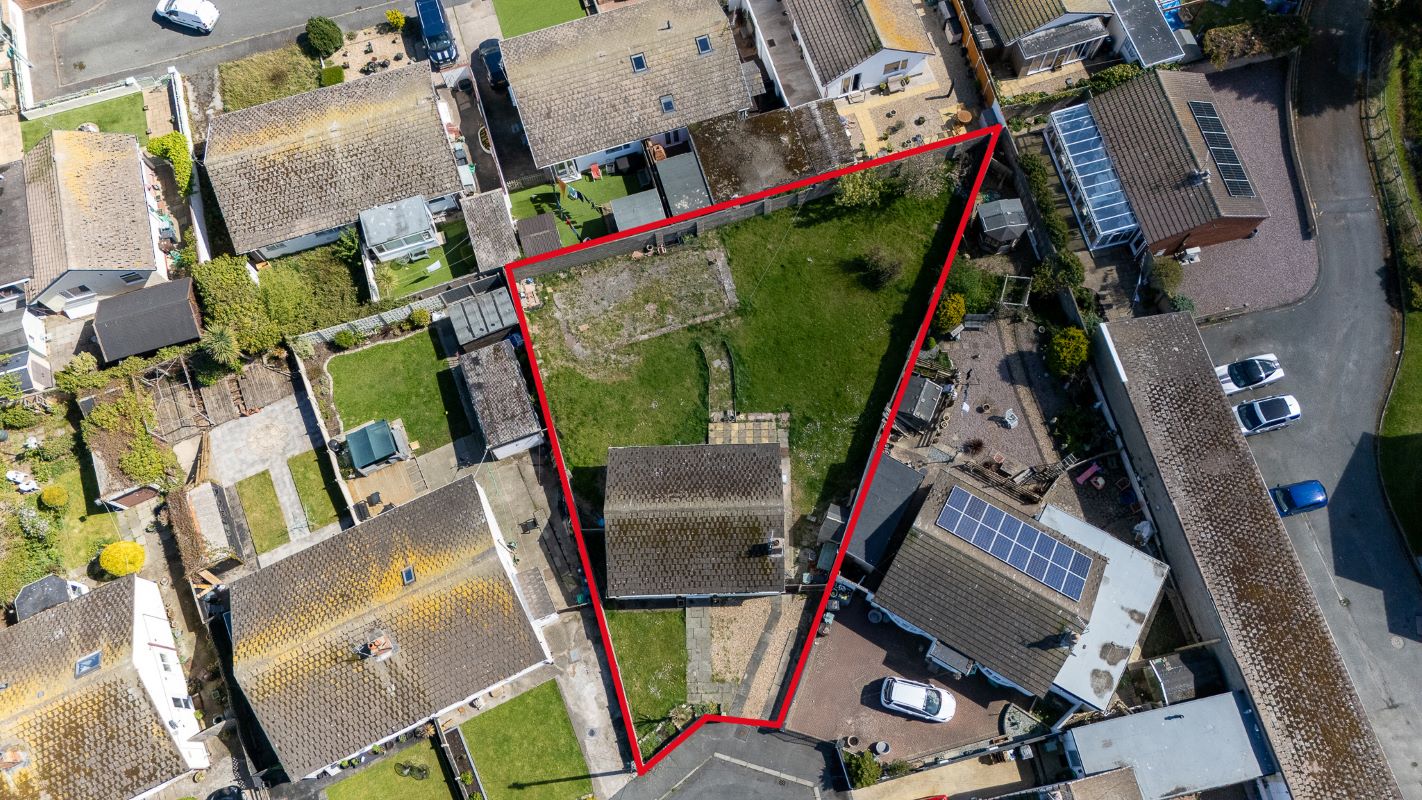 Property for Auction in Wales - 9 Pen Lan Towyn, Abergele, Clwyd, LL22 9LW