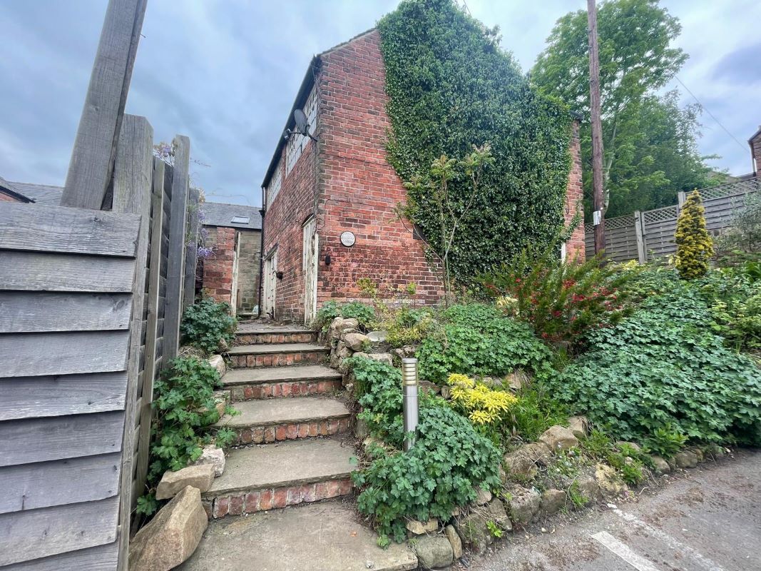 Property for Auction in Nottinghamshire & Derby - Keepers Cottage 20A Town Street, Belper, Derbyshire, DE56 0TA
