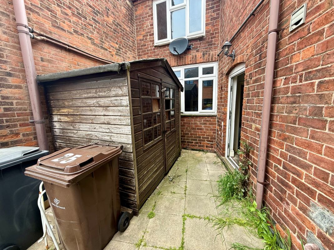 25 Moor Street Spondon, Derby, Derbyshire, DE21 7EA