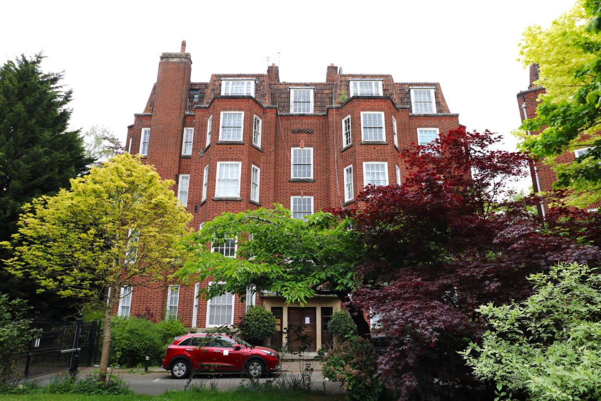 Property for Auction in Birmingham - Flat, A7 Kenilworth Court, Hagley Road, Birmingham, West Midlands, B16 9NS