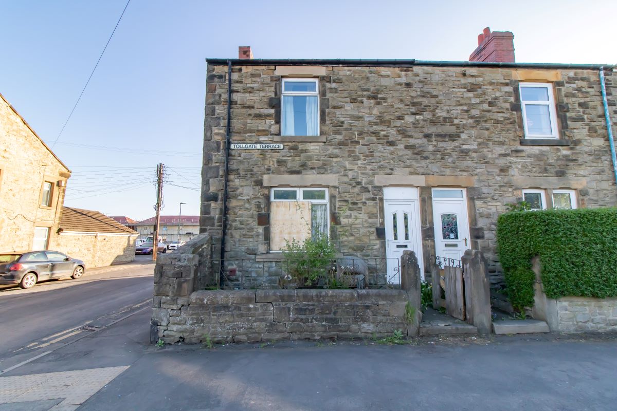 Property for Auction in South Yorkshire - 1 Tollgate Terrace, Stanley, County Durham, DH9 8EG