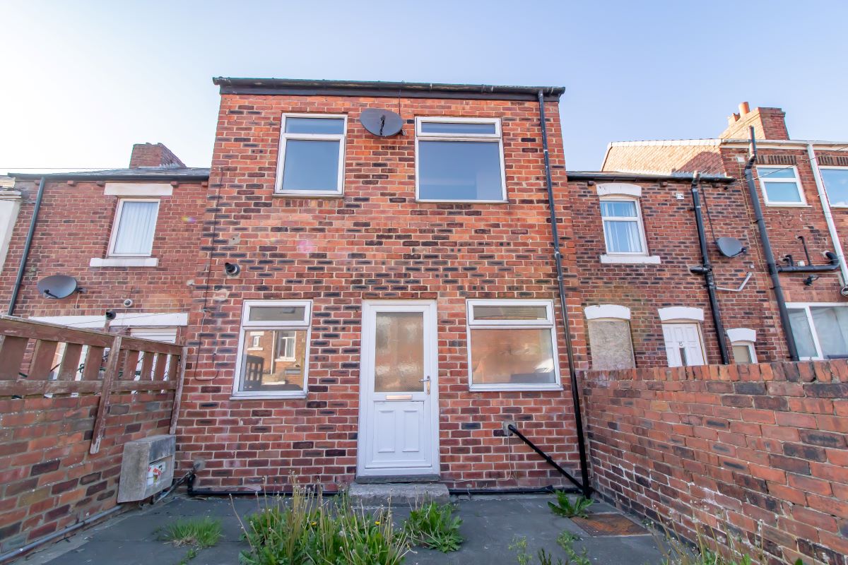 Property for Auction in South Yorkshire - 14 Percy Terrace, Stanley, County Durham, DH9 7TN