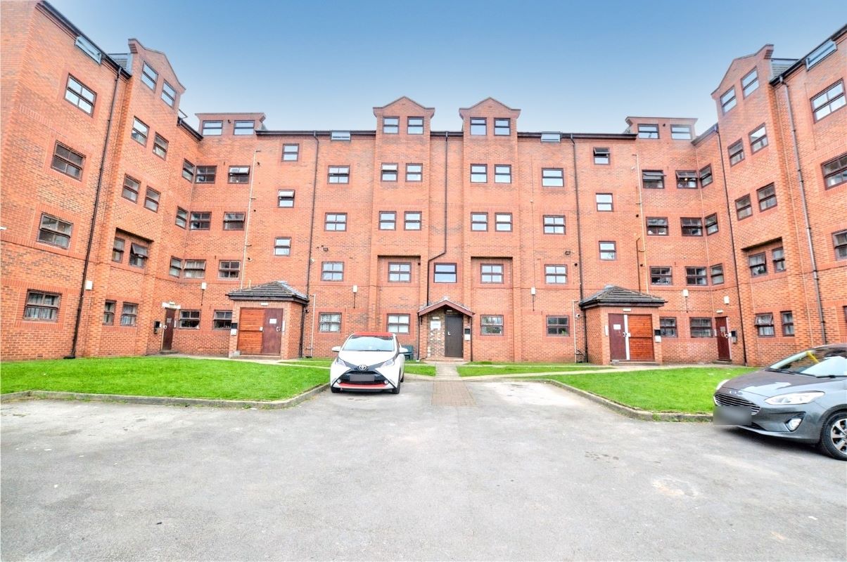 Property for Auction in West Yorkshire - 9 Kelso Heights, Belle Vue Road, Leeds, West Yorkshire, LS3 1HN
