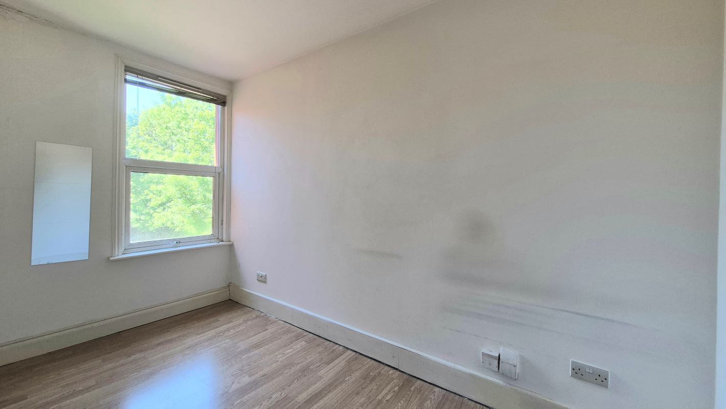 Flat 7 23-25 Biscot Road, Luton, Bedfordshire, LU3 1AH