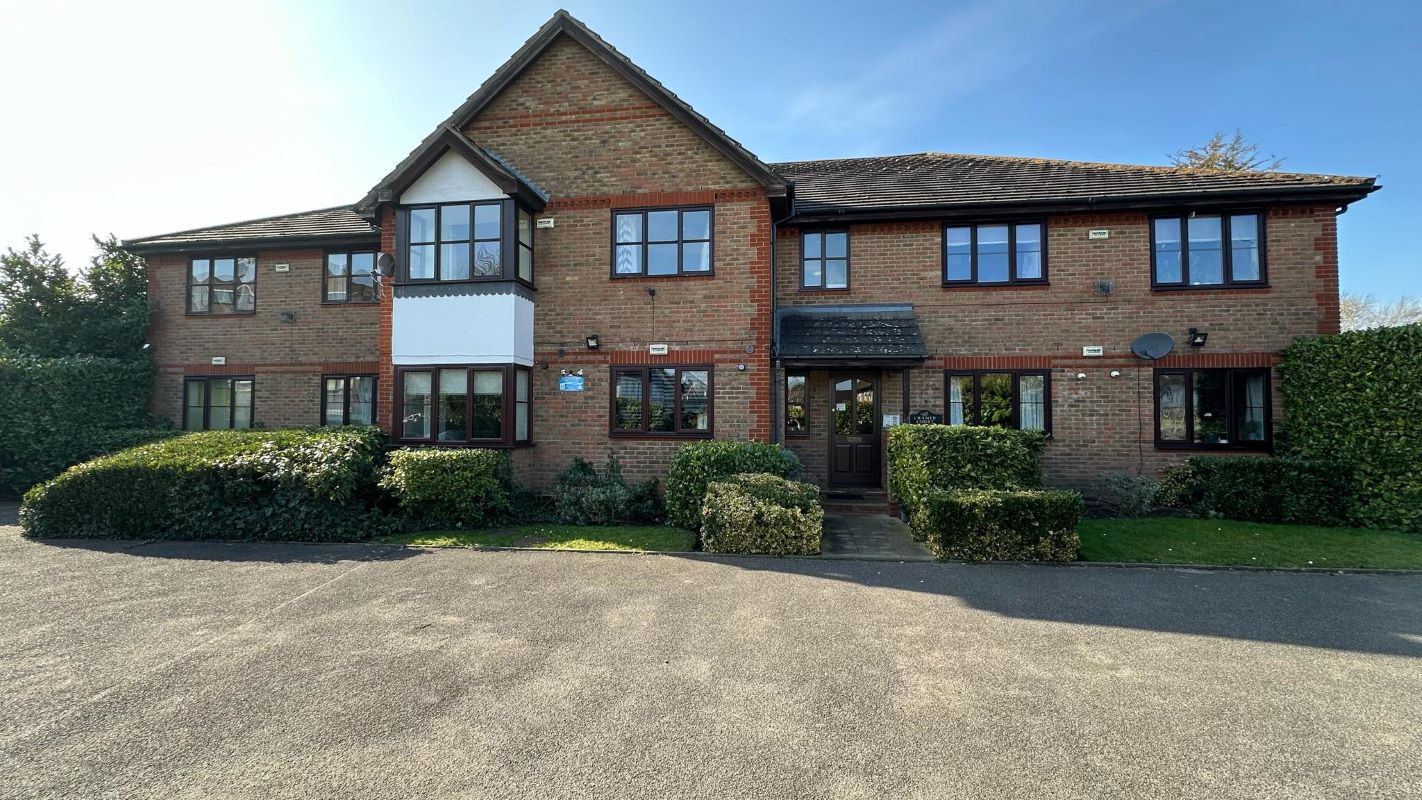 Property for Auction in London - Flat 2 Cramer Court, Warwick Road, New Malden, Surrey, KT3 3SH