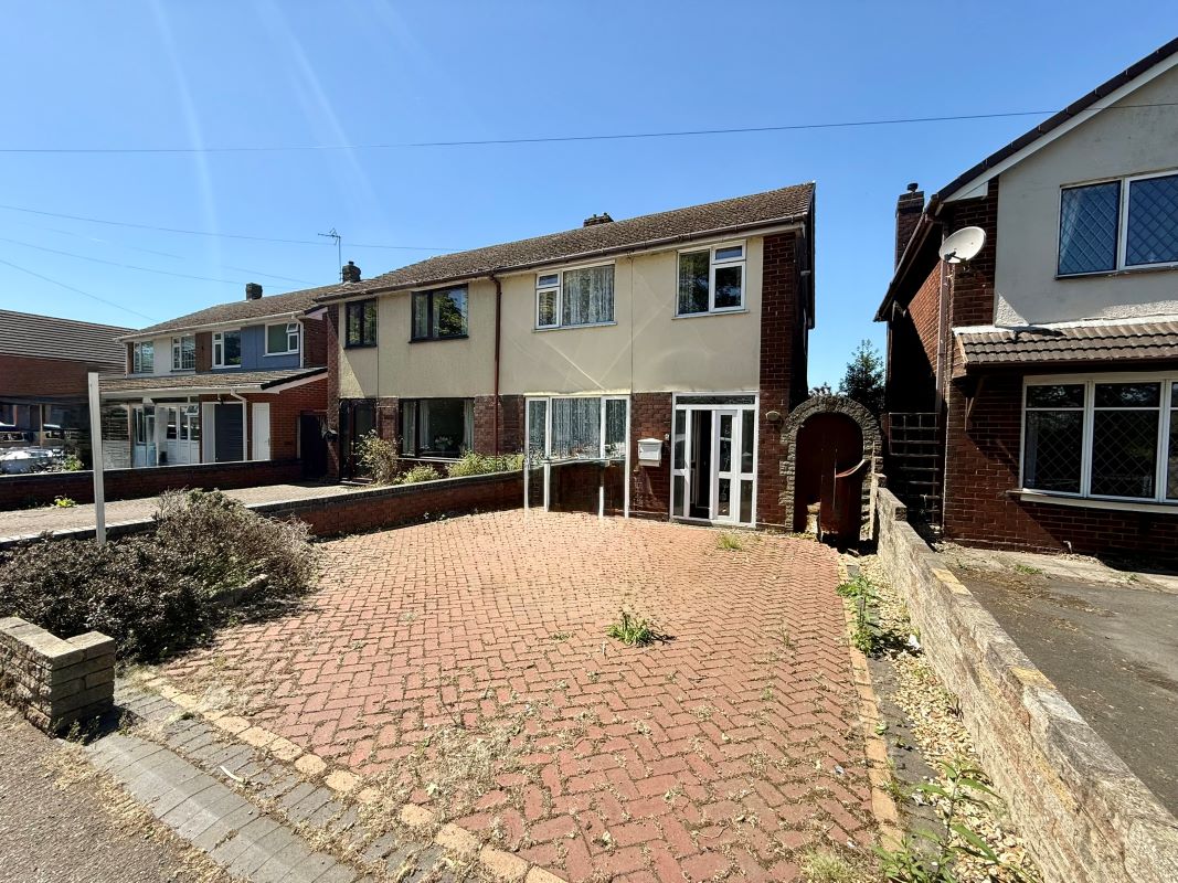 Property for Auction in Cheshire, Staffordshire & Shropshire - 145 Norton East Road Norton Canes, Cannock, Staffordshire, WS11 9RR