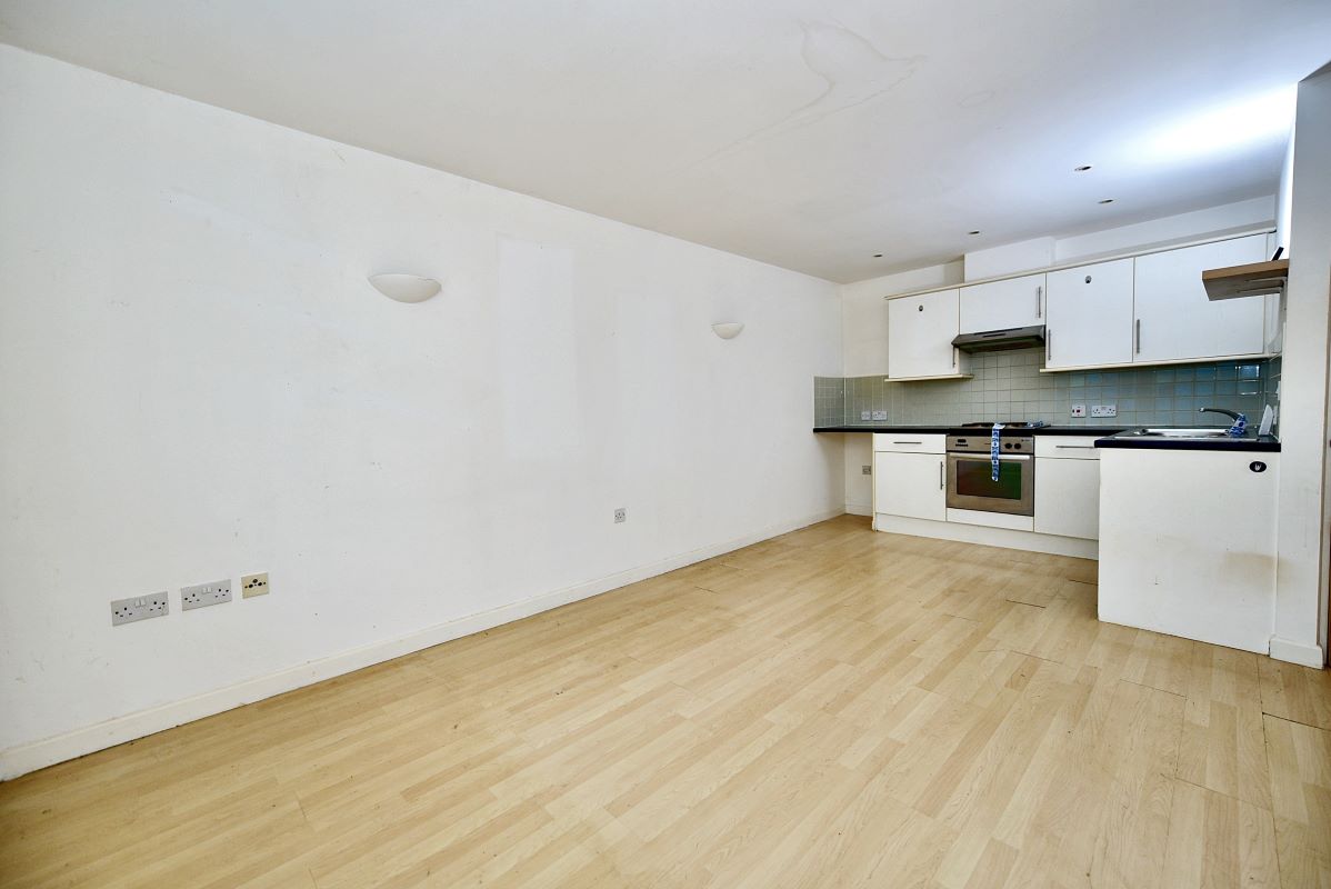 Ground Floor Apartment Cranbrook House, Nottingham, Nottinghamshire, NG1 1EH