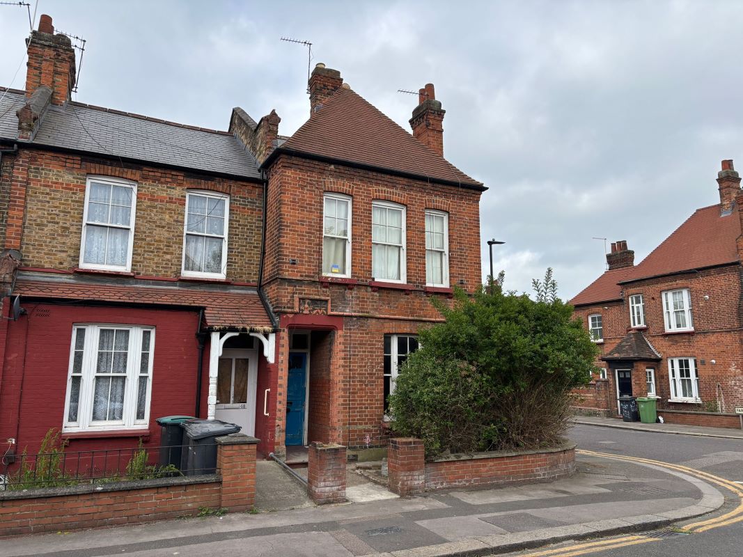 Property for Auction in London - 46L Salisbury Road, Wood Green, London, N22 6NX