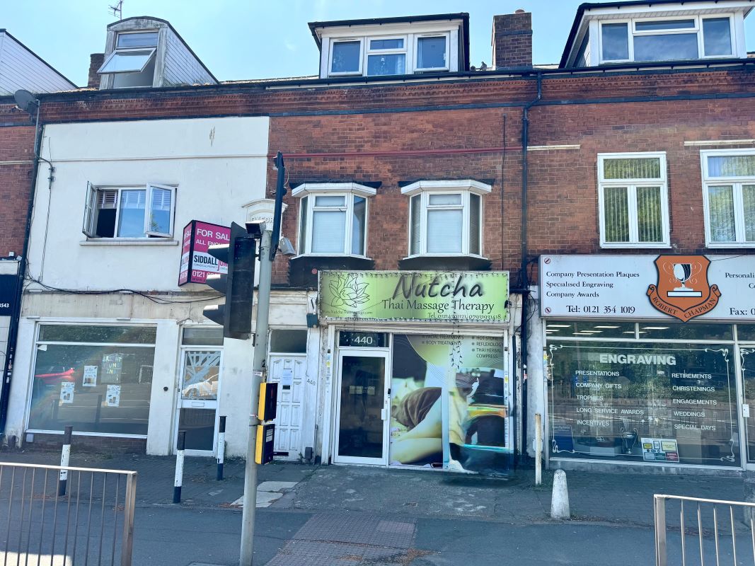 Property for Auction in Birmingham - Flat 1 440 Chester Road North, Sutton Coldfield, West Midlands, B73 6RG