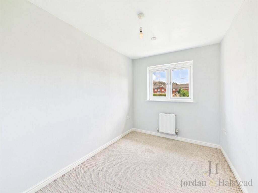 14 Callender Gardens Helsby, Frodsham, Cheshire, WA6 0FF