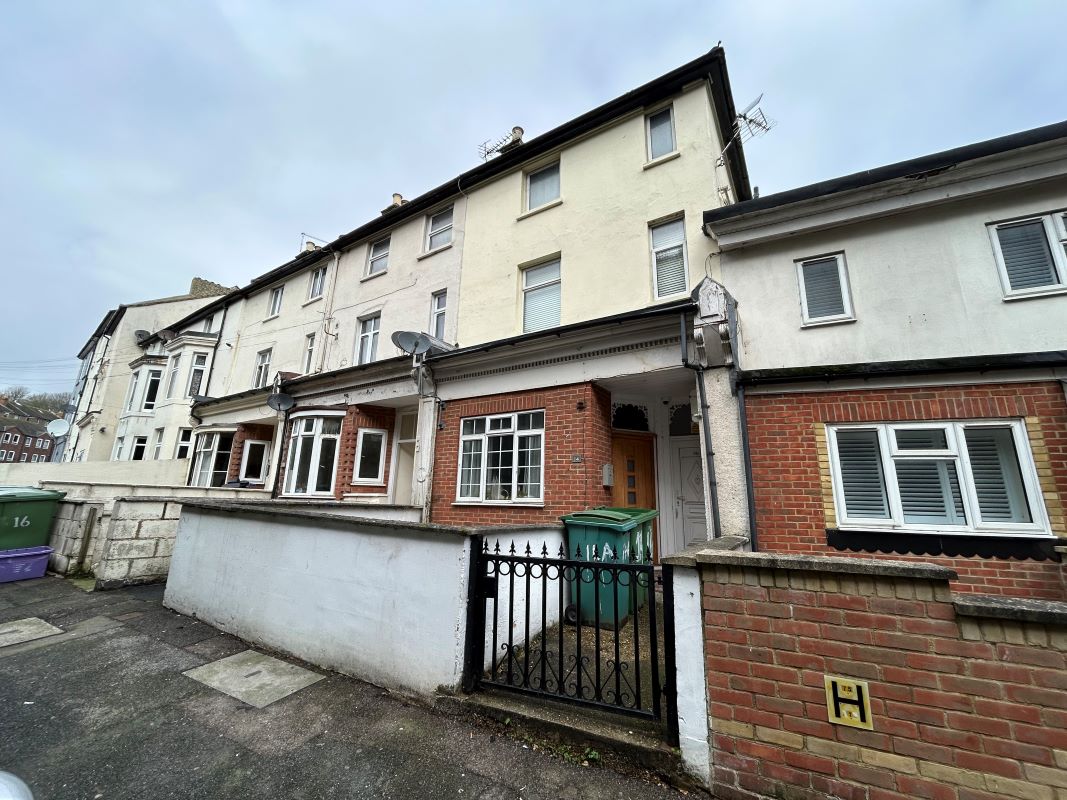 Property for Auction in Kent - 14 Foord Road South, Folkestone, Kent, CT20 1HJ