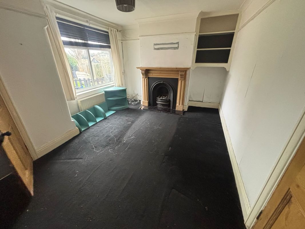 19 Chelmsford Avenue, Grimsby, South Humberside, DN34 4SA