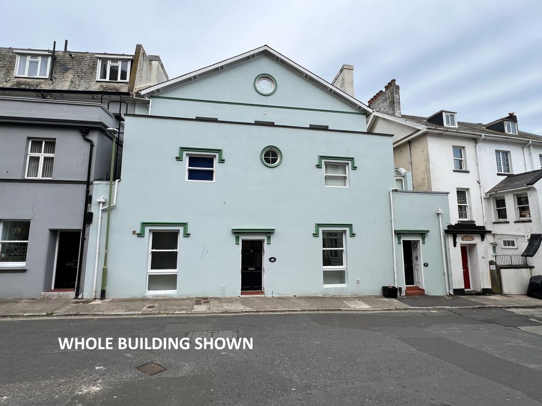 Property for Auction in South West - Flat 1B, The Lighthouse, Torquay, Devon, TQ1 2AR