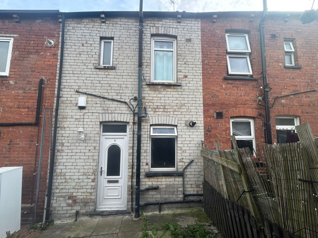 Property for Auction in South Yorkshire - 5 Hibbert Terrace, Barnsley, South Yorkshire, S70 4JE