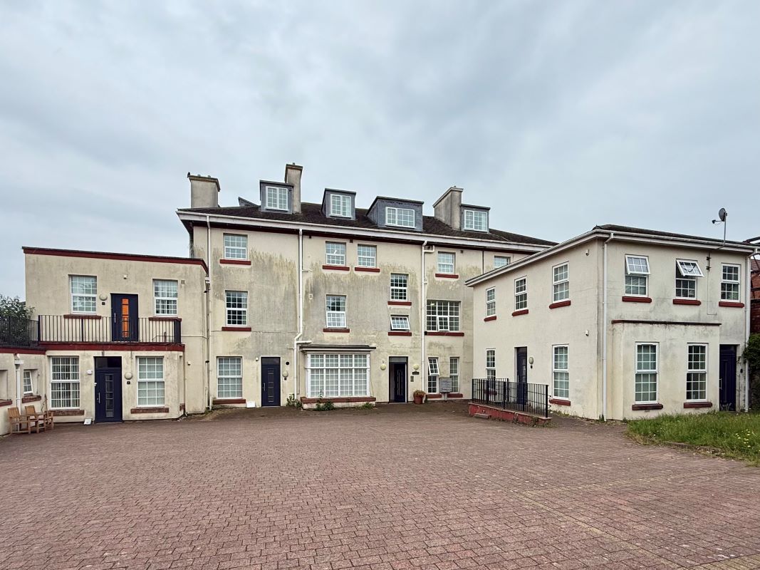 Property for Auction in Cheshire, Staffordshire & Shropshire - Flat 14 22 Montpellier Crescent, Wallasey, Merseyside, CH45 9AB
