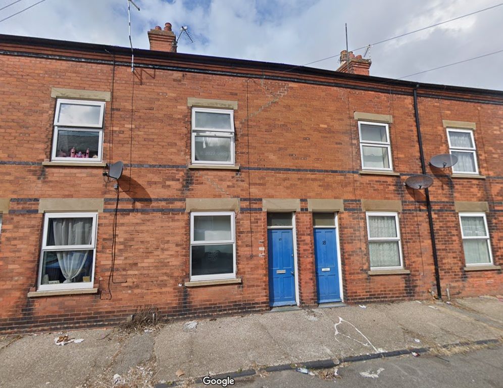 Property for Auction in South Yorkshire - Number 17 Cross Street, Skegness, Lincolnshire, PE25 3RH