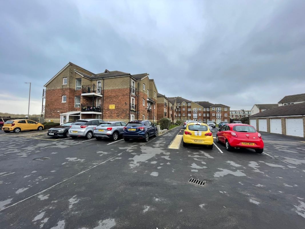 Property for Auction in North West - Apartment 40 Lemon Tree Court, Lytham St. Annes, Lancashire, FY8 2SU