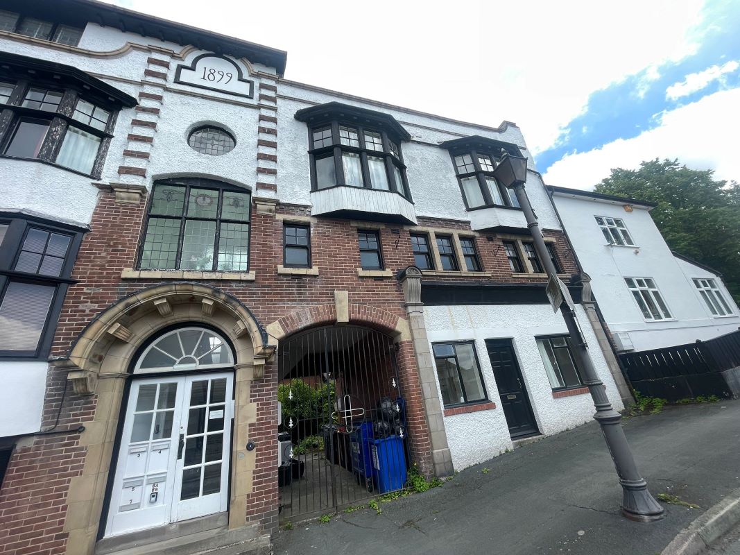 Property for Auction in Wales - Flat 1 Sunnycroft, Llandrindod Wells, Powys, LD1 5HU
