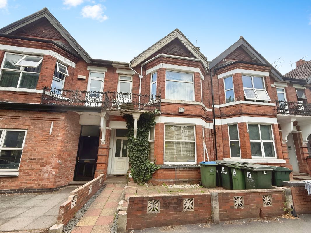 Property for Auction in Coventry & Warwickshire - Flat 4 15 Albany Road, Earlsdon, Coventry, West Midlands, CV5 6JQ