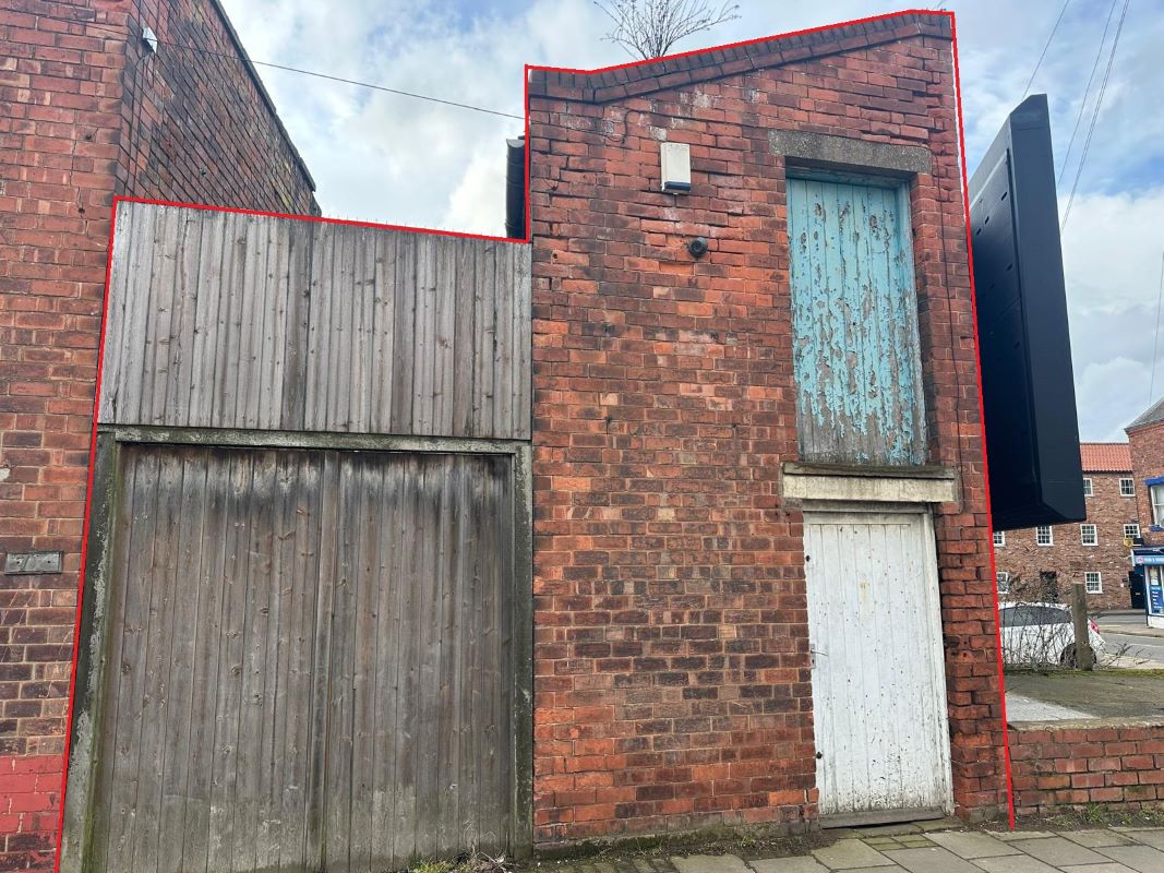 Property for Auction in Lincolnshire - 71 North Street, Gainsborough, Lincolnshire, DN21 2HU