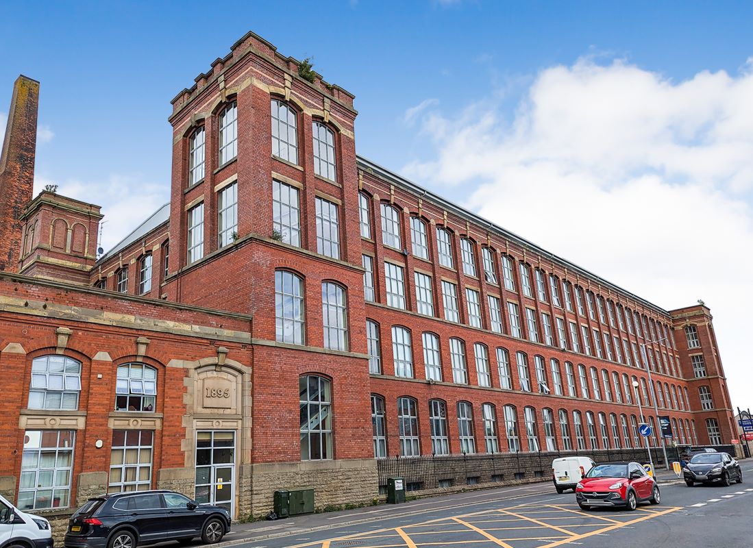 Property for Auction in South Yorkshire - Apartment 87 Centenary Mill Court, Preston, Lancashire, PR1 5JQ