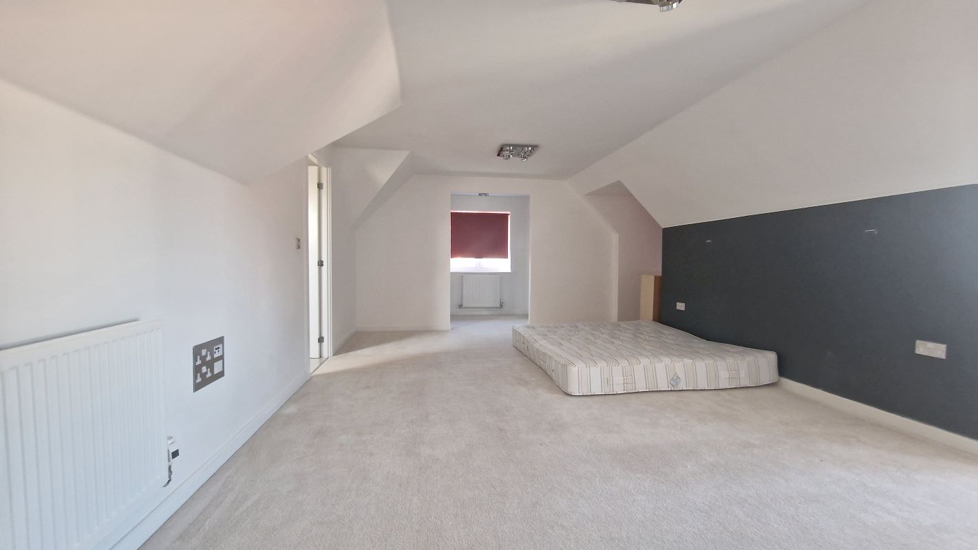 68 The Coach Road, Basingstoke, Hampshire, RG23 7FY