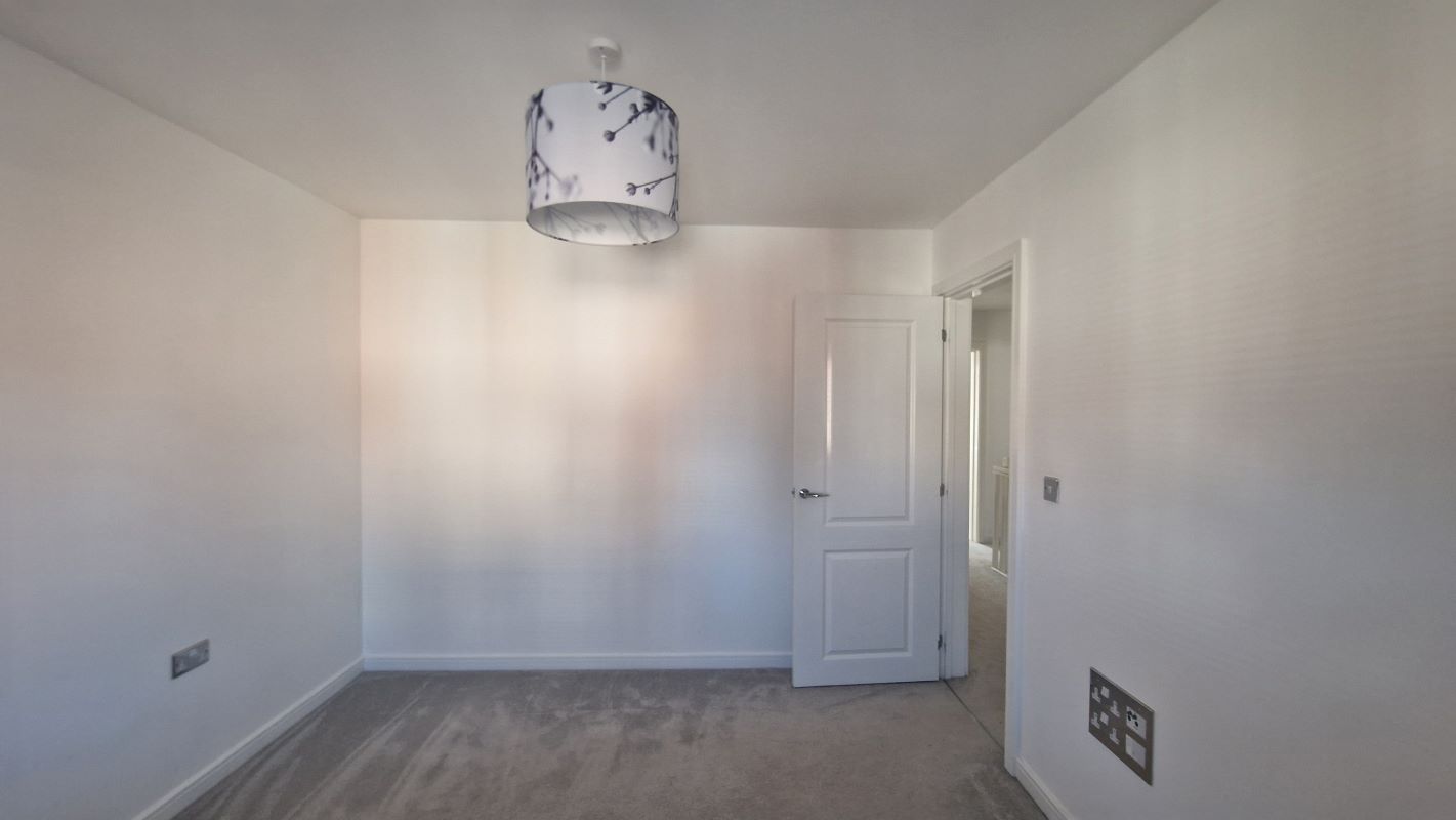 68 The Coach Road, Basingstoke, Hampshire, RG23 7FY