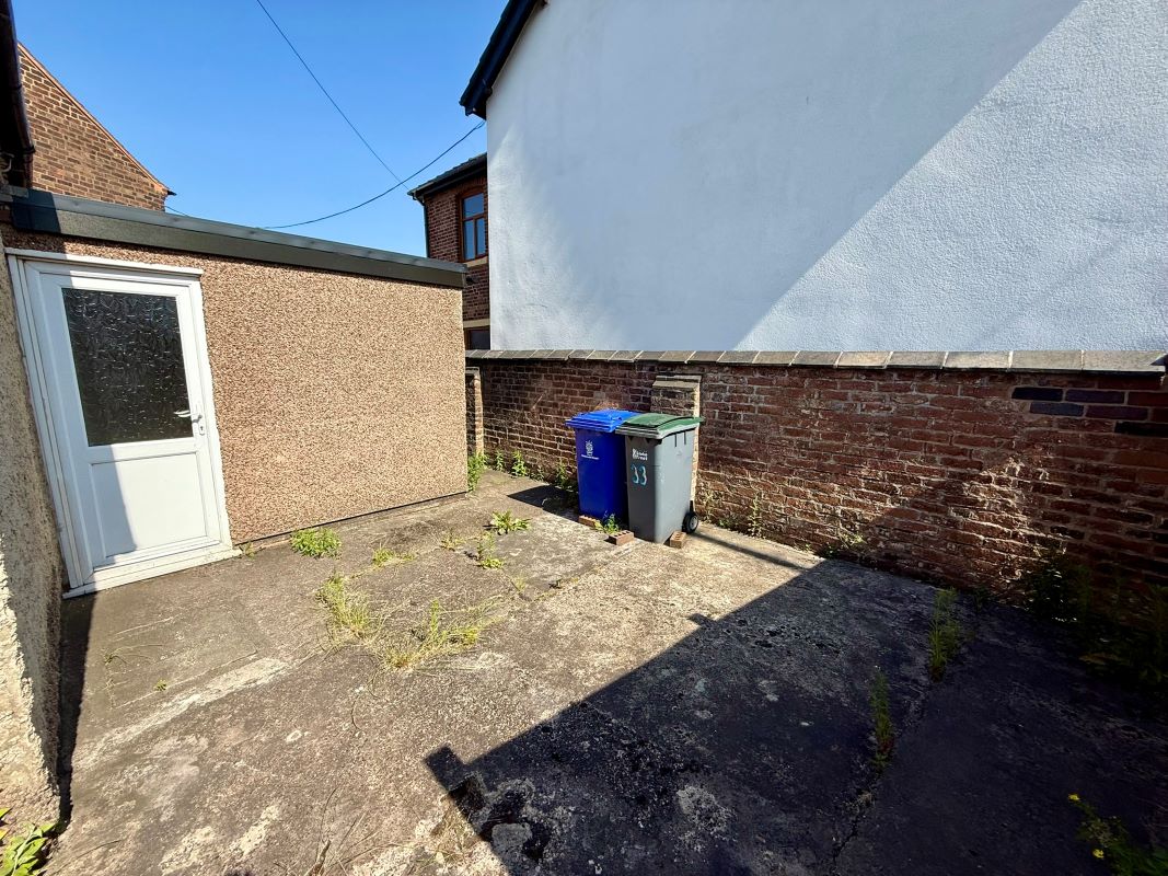 33 Meir Road, Stoke-On-Trent, Staffordshire, ST3 7HX