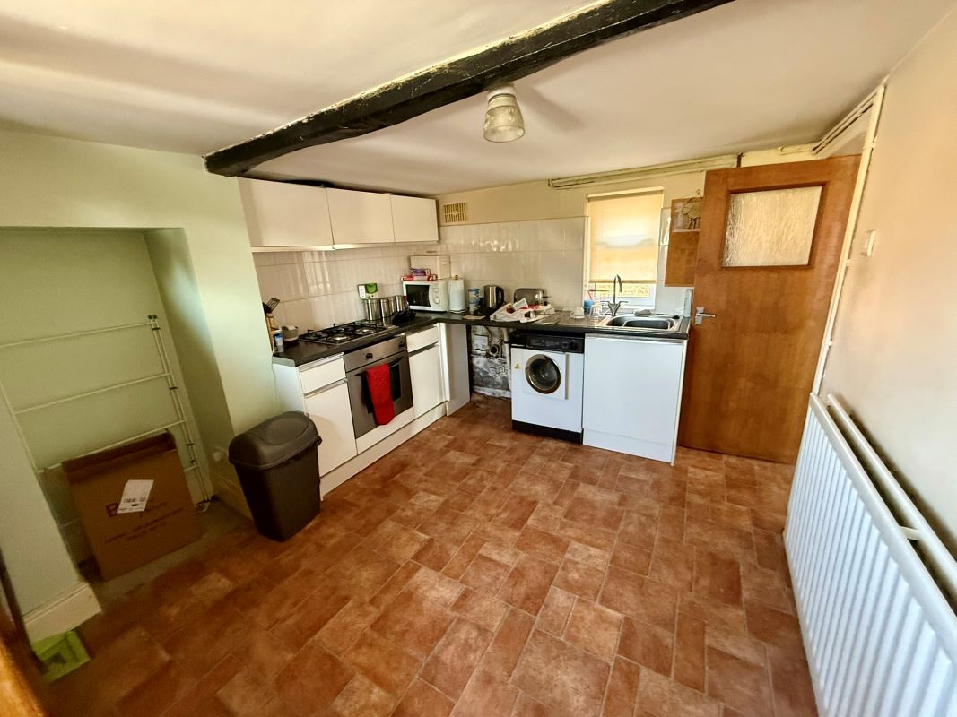 33 Meir Road, Stoke-On-Trent, Staffordshire, ST3 7HX