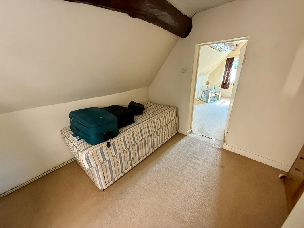 33 Meir Road, Stoke-On-Trent, Staffordshire, ST3 7HX