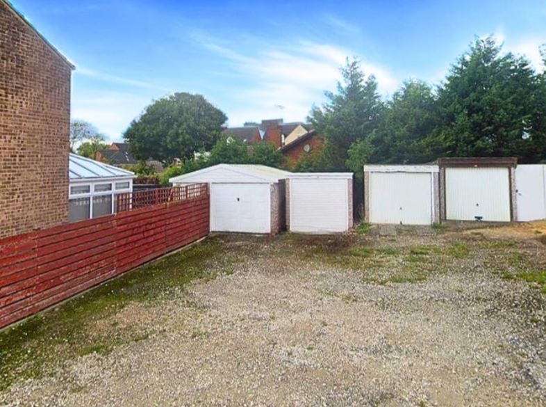 Property for Auction in South Yorkshire - Garage Mason Drive Swallownest, Sheffield, South Yorkshire, S26 3RW