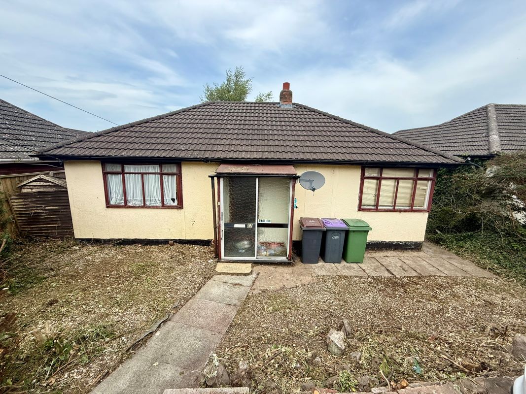 Property for Auction in Cheshire, Staffordshire & Shropshire - 67 Broadway Ketley, Telford, Shropshire, TF1 5AU