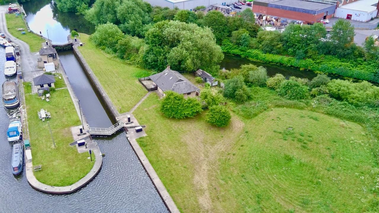 Lot Image
