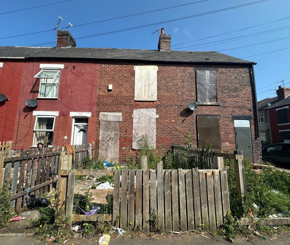 Property for Auction in South Yorkshire - Number Four Claycliffe Terrace Goldthorpe, Rotherham, South Yorkshire, S63 9HW
