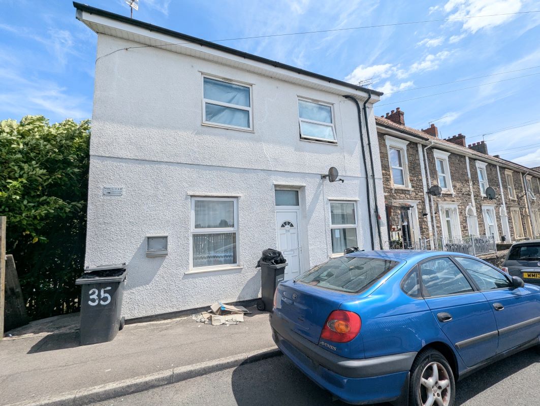 Property for Auction in South West - Flat A, 11-13 Filwood Road, Bristol, Avon, BS16 3RX