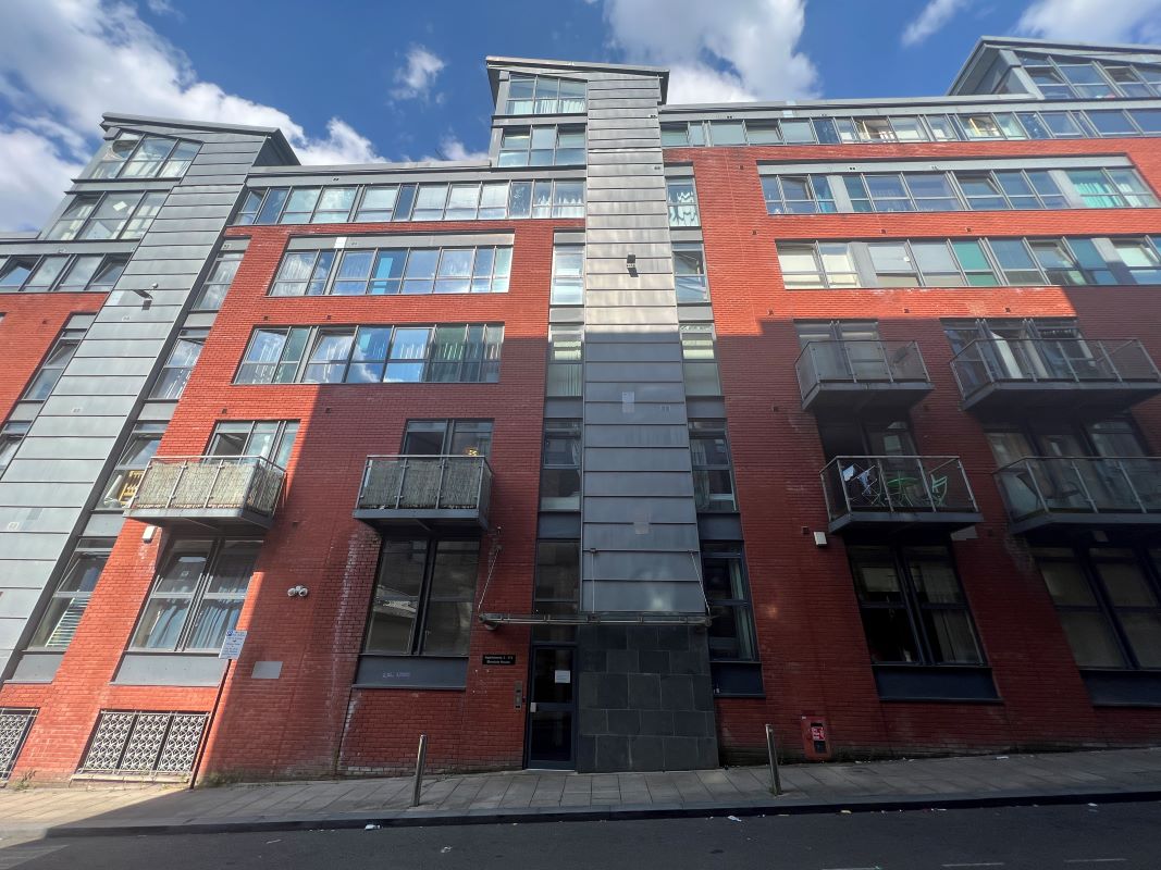 Property for Auction in South Yorkshire - Apartment 94 Mandale House, Sheffield, South Yorkshire, S1 4AD